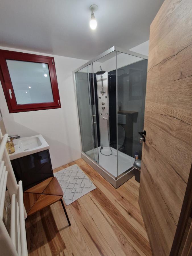 Chalet De La Foret 1 A 6 Pers Saint-Sauveur  Esterno foto